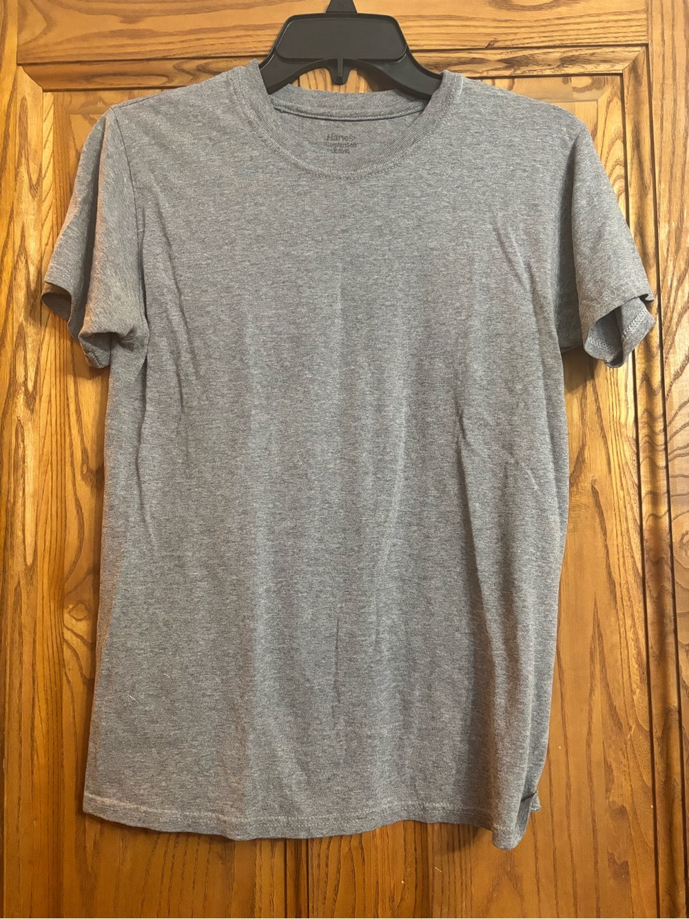 Hanes Women’s Heather Gray Short Sleeve Crew T-Shirt